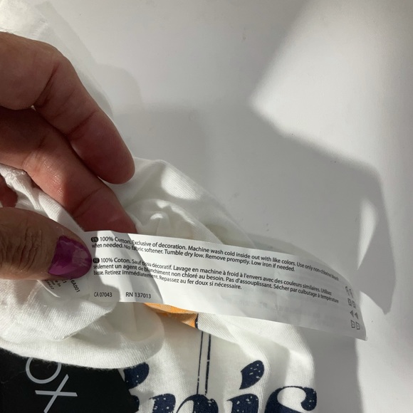 Wildfox NWT’s t-shirt; ‘Bikinis & Bellinis, Size Small - Picture 9 of 10